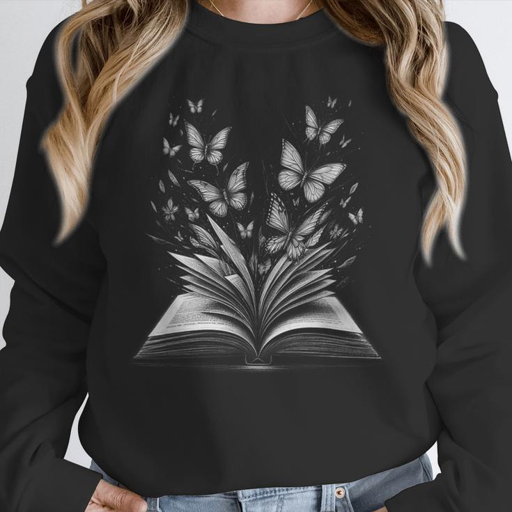 Butterflies And Book Lovers Reading Bookworm Unisex Sweatshirt