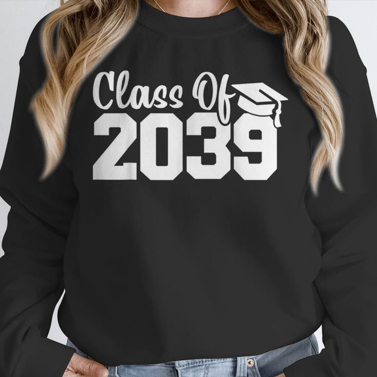 Class Of 2039 Senior 2039 Kindergarten To Graduation Unisex Sweatshirt