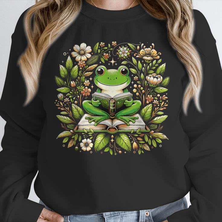 Cute Floral Frog Book Reading Unisex Sweatshirt Cute Floral Frog Book Reading Unisex Sweatshirt
