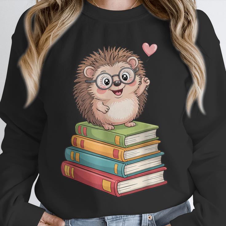 Cute Hedgehog Reading Books Animal Lover Reader Bookworm Unisex Sweatshirt
