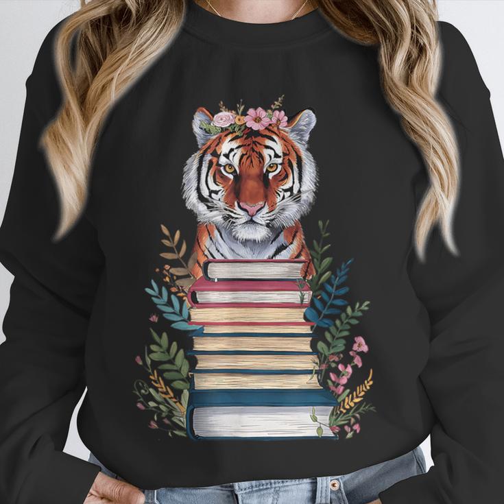 Cute Tiger With Book Floral Bookworm Librarian Book Lover Unisex Sweatshirt Cute Tiger With Book Floral Bookworm Librarian Book Lover Unisex Sweatshirt