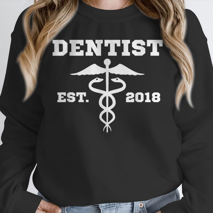 Dentist Dr GraduationShirt Student Dentist Est 2018 Unisex Sweatshirt