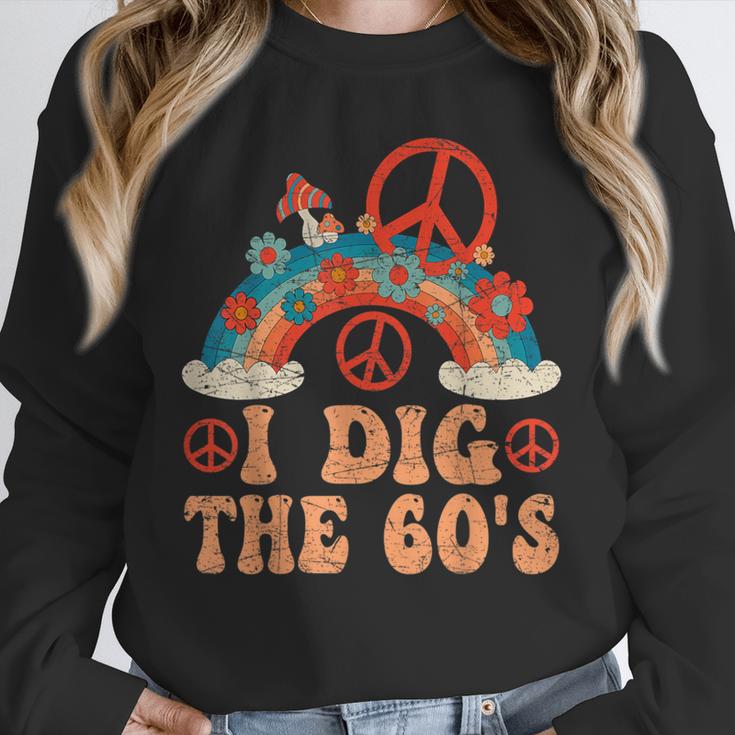 I Dig The 60s Aesthetic Nostalgia 1960's Retro 60s Party Unisex Sweatshirt I Dig The 60s Aesthetic Nostalgia 1960's Retro 60s Party Unisex Sweatshirt
