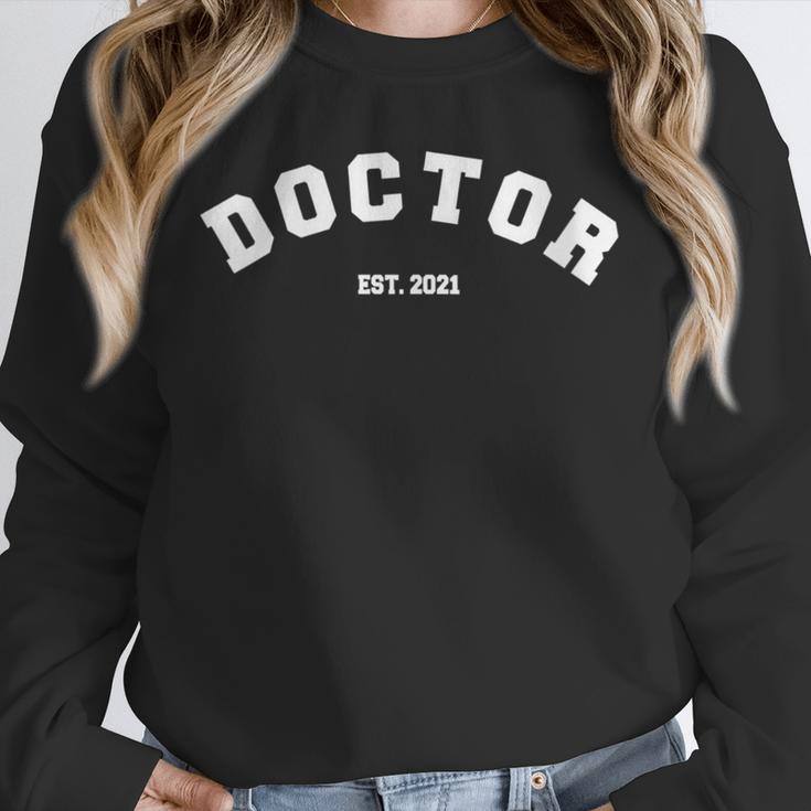 Doctor 2021 Est Medical Doctor Med School Graduation Unisex Sweatshirt