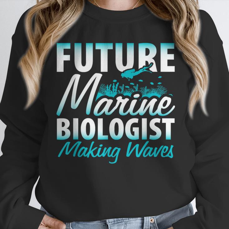 FUTURE MARINE BIOLOGIST MAKING WAVES Graduation T-Shirt Unisex Sweatshirt