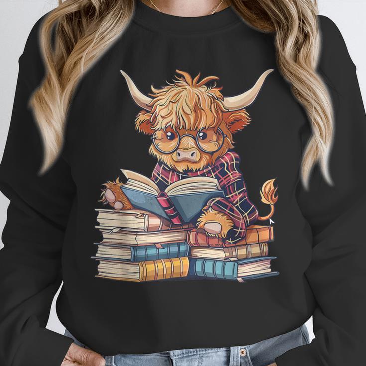 Highland Cow Reading Book Librarian Library Unisex Sweatshirt