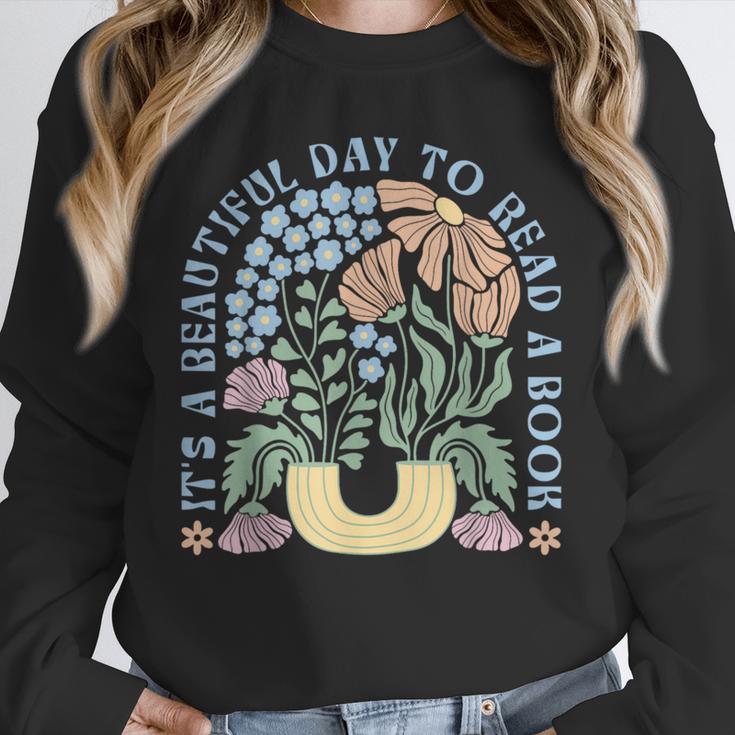 It's A Beautiful Day To Read A Book Librarian Book Lover Unisex Sweatshirt