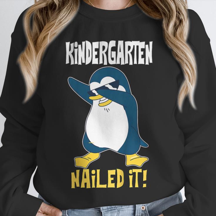 Kids Kindergarten Dabbing Penguin Nailed It Graduation Class 2021 Unisex Sweatshirt