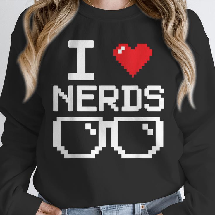 I Love Nerds I Heart Nerds For Science Book Knowledge Geeks Unisex Sweatshirt I Love Nerds I Heart Nerds For Science Book Knowledge Geeks Unisex Sweatshirt