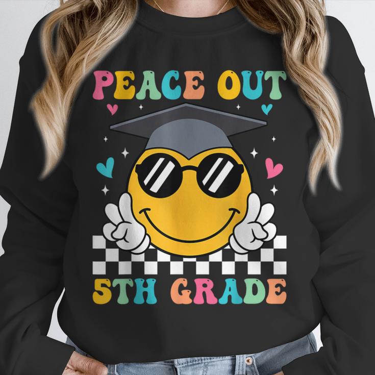 Peace Out 5th Grade Graduation Last Day Of School Unisex Sweatshirt