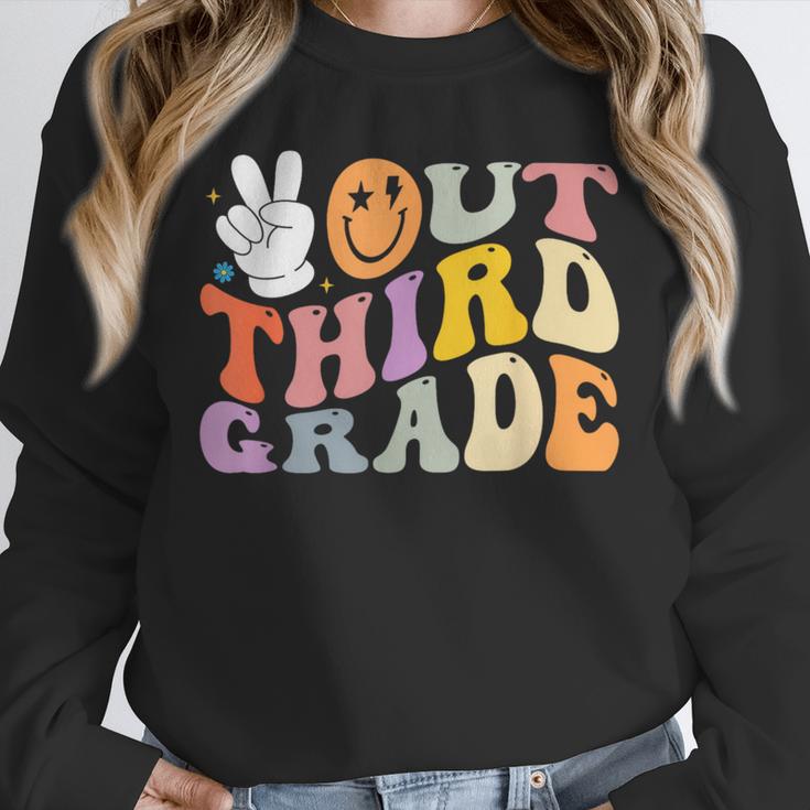 Peace Out Third 3rd Grade Graduation Graduate Class Of 2025 Unisex Sweatshirt