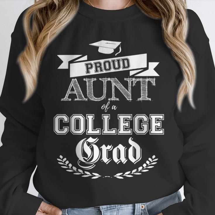 Proud Aunt Of a College Grad 2019 Family Graduation Shirt Unisex Sweatshirt