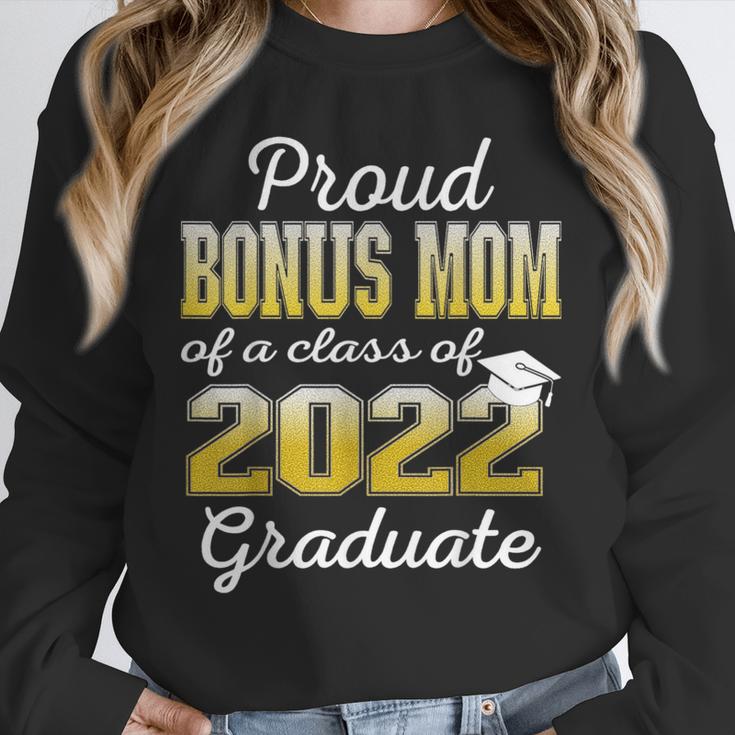 Proud Bonus Mom Of 2022 Graduate Class 2022 Graduation 22 Unisex Sweatshirt
