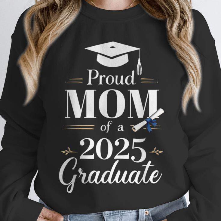 Proud Mom Of a 2025 Graduate Graduation Senior Moms Unisex Sweatshirt