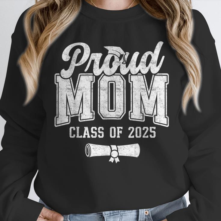 Proud Mom Of 2025 Graduate Senior Mom 25 Graduation Unisex Sweatshirt