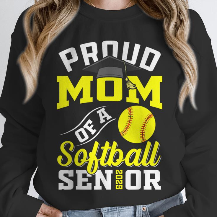 Proud Mom Of a Softball Senior Class Of 2025 Graduation Unisex Sweatshirt