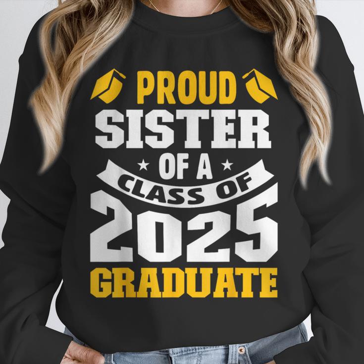 Proud Sister Of a Class Of 2025 Graduate Family Graduation Unisex Sweatshirt