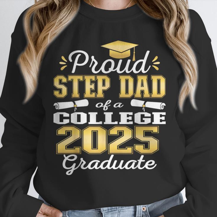 Proud Step Dad Of 2025 College Graduate Family 25 Graduation Unisex Sweatshirt