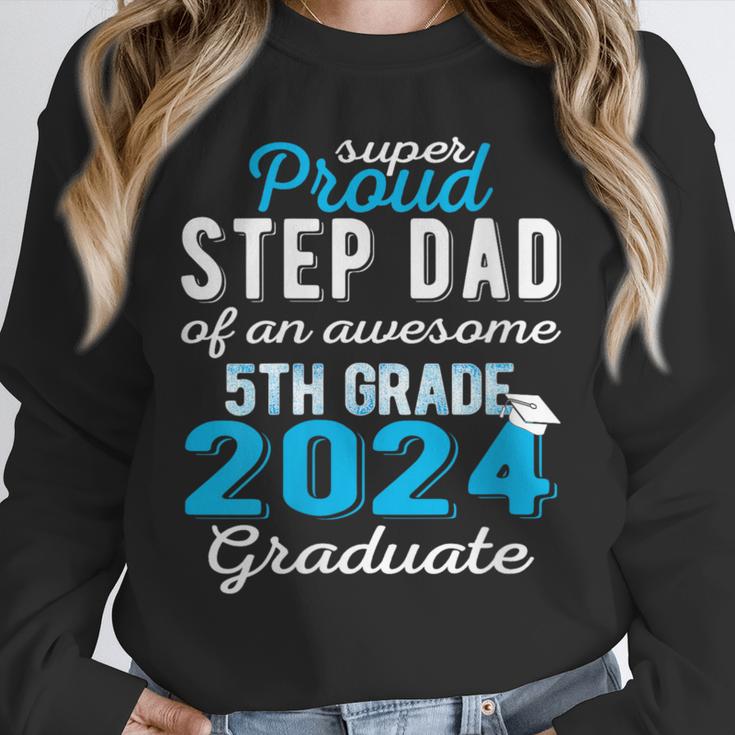 Proud Step Dad Of 5th Grade Graduate 2024 Family Graduation Unisex Sweatshirt