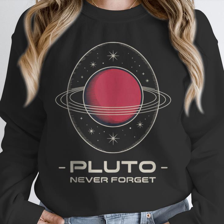 Retro Pluto Never Forget Classic Planet Pluto Nostalgia Unisex Sweatshirt