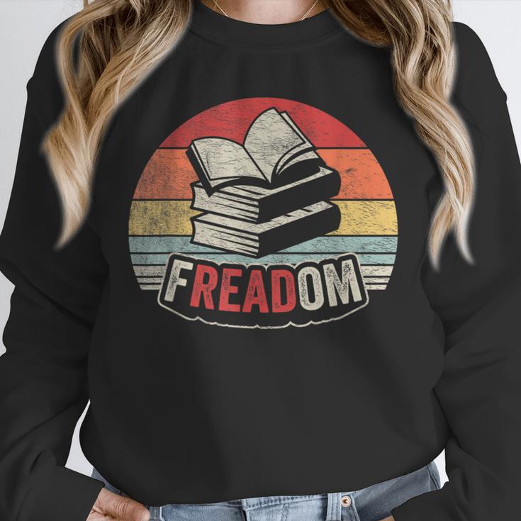Retro Vintage FREADom Anti Ban Books Freedom To Read Unisex Sweatshirt
