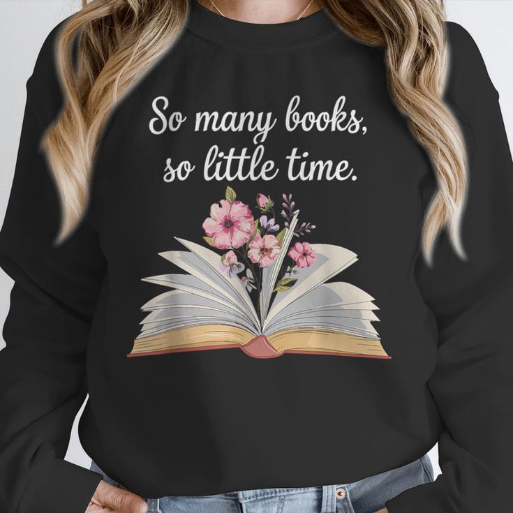 So Many Books Little Time Loves To Read Books Bookworm Unisex Sweatshirt So Many Books Little Time Loves To Read Books Bookworm Unisex Sweatshirt