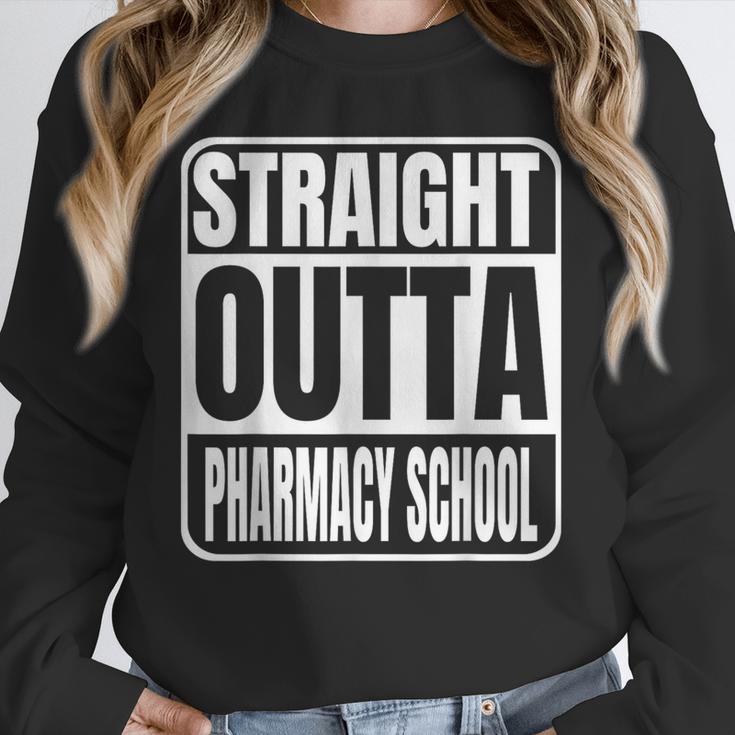 Straight Outta Pharmacy School Class 2025 Pharma Graduation Unisex Sweatshirt