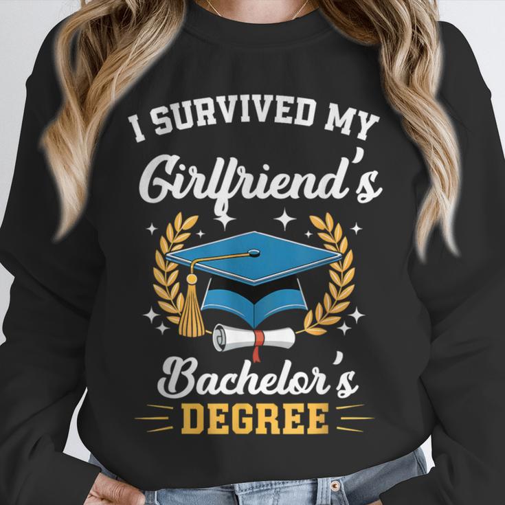 I Survived My Girlfriend's Bachelor's Degree Graduation Unisex Sweatshirt