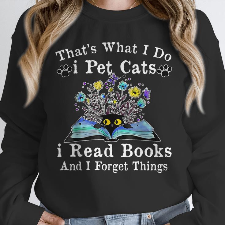 That’s What I Do Pet Cats Read Books Forget Things Flower Unisex Sweatshirt That’s What I Do Pet Cats Read Books Forget Things Flower Unisex Sweatshirt
