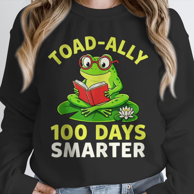 Toad-Ally 100 Days Smarter Frog Reading Book 100 School Day Unisex Sweatshirt