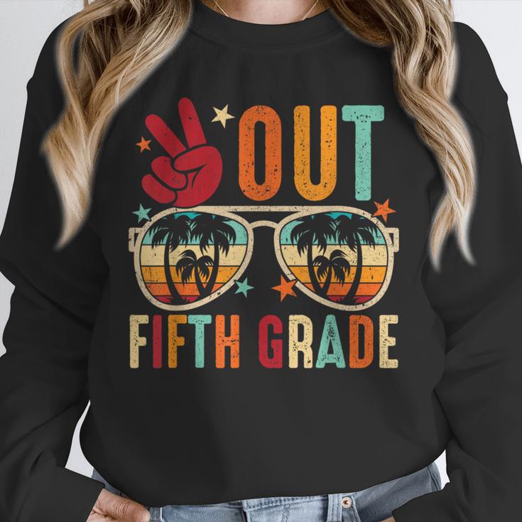 Vintage Peace Out 5th Grade Graduation Last Day Of School Unisex Sweatshirt