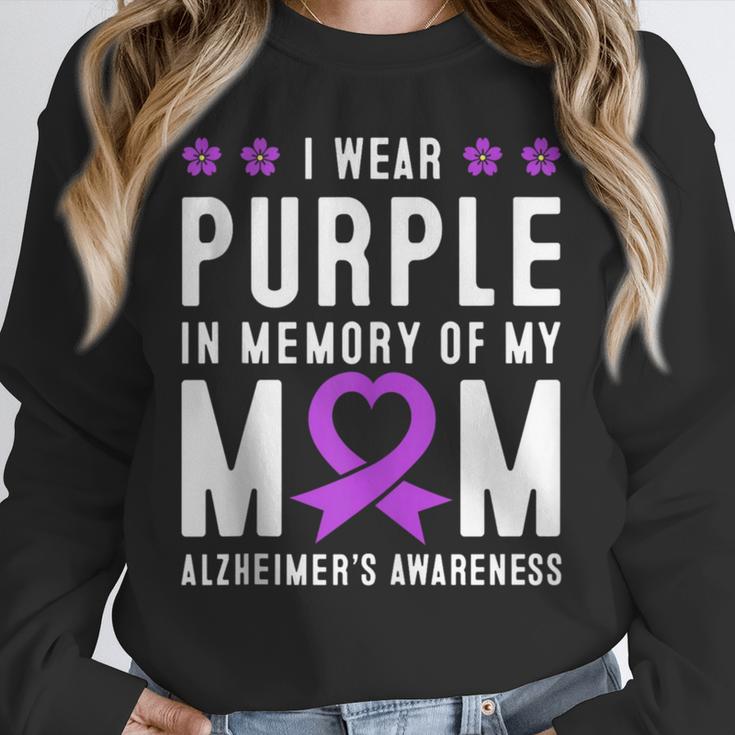 I Wear Purple In Memory Of My Mom Alzheimer's Awareness Day Unisex Sweatshirt