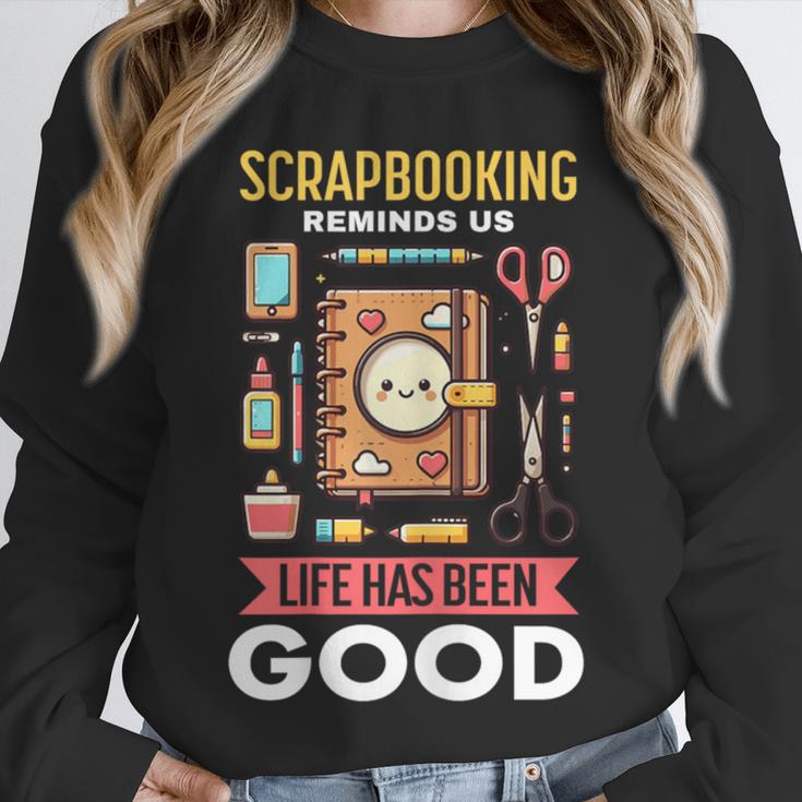 Women's Scrapbooking Enthusiast Top Crafty Memory Keeper Unisex Sweatshirt