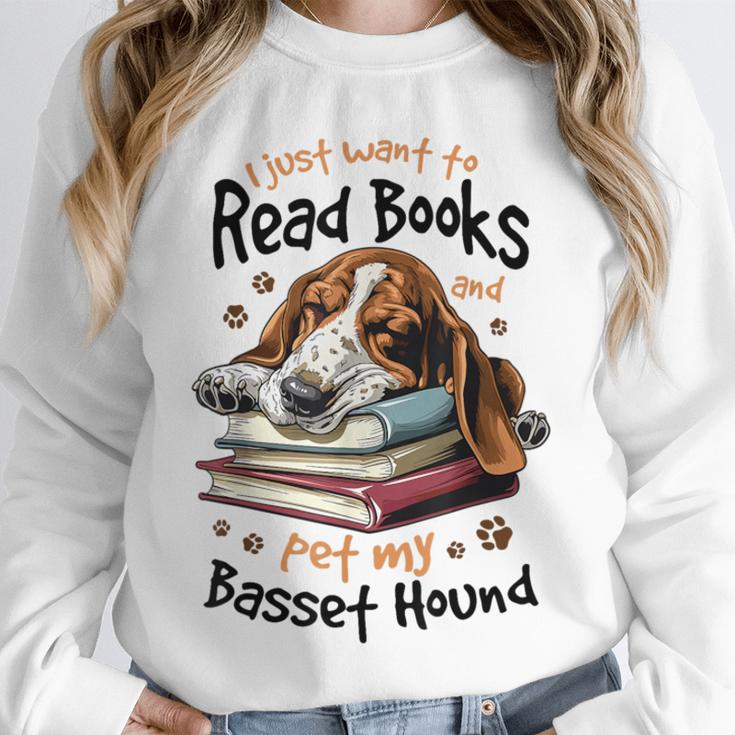 Basset Hound Dog Breed I Just Want To Read Books And Pet My Unisex Sweatshirt Basset Hound Dog Breed I Just Want To Read Books And Pet My Unisex Sweatshirt