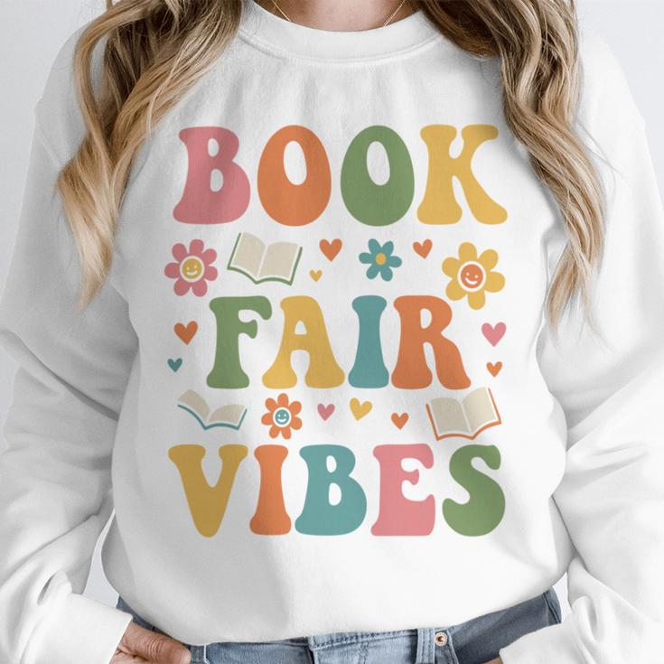 Book Fair Vibes Groovy Retro School Reading Nostalgic Unisex Sweatshirt