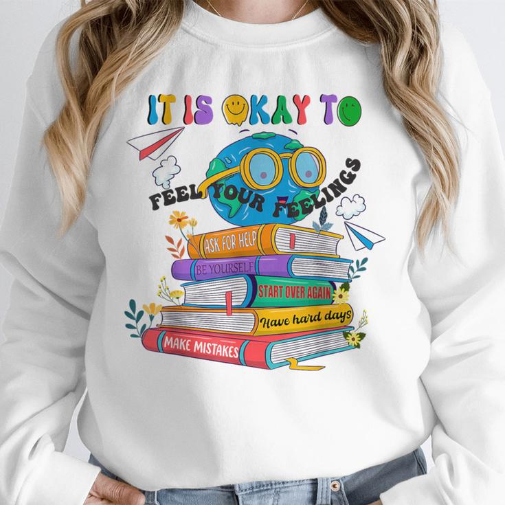 Books It's Okay To Be Kind Yellow Mental Health Day Kids Unisex Sweatshirt Books It's Okay To Be Kind Yellow Mental Health Day Kids Unisex Sweatshirt