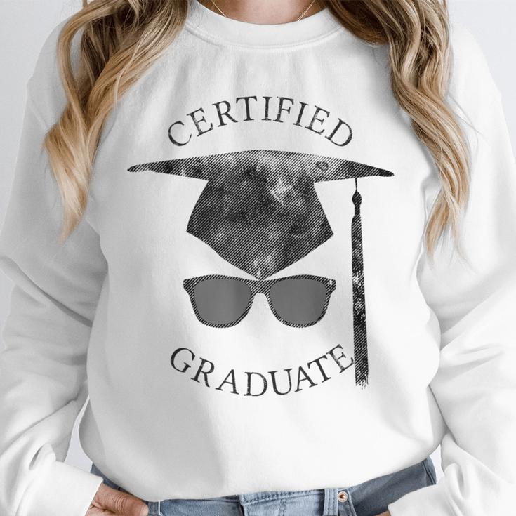 Certified Graduate Vintage Mortarboard Graduation Unisex Sweatshirt