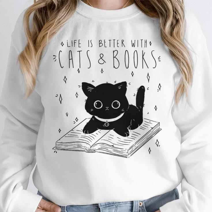 Cute Cats And Books Aesthetic Feline Reader Graphic Premium Tri-Blend Unisex Sweatshirt