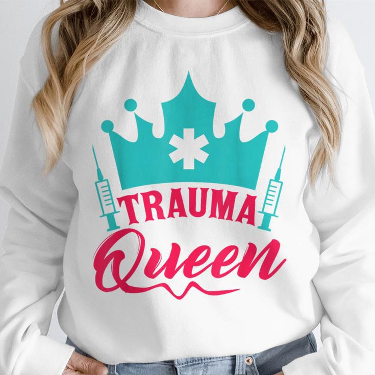 EMT Trauma Queen Paramedic Student T-Shirt Graduation Unisex Sweatshirt