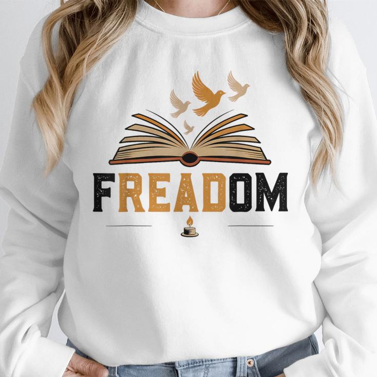 Freadom Anti Banned Books Lovers Reading Librarian Bookworm Unisex Sweatshirt