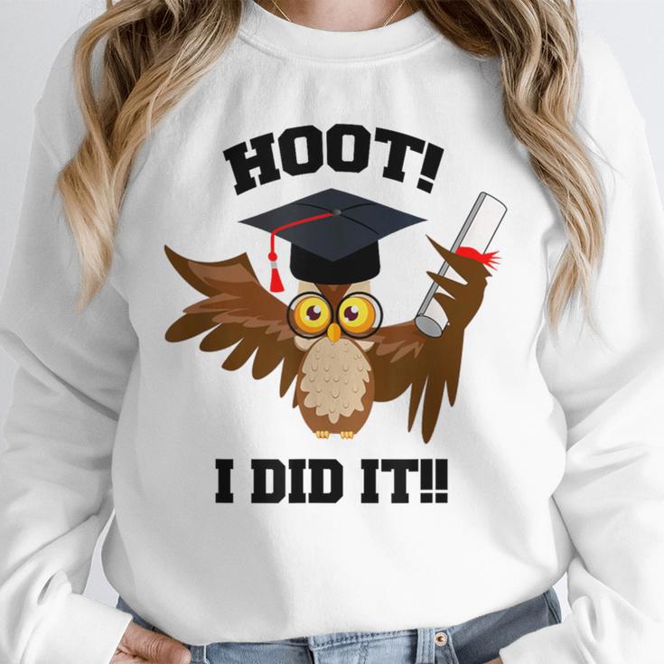 Hoot I Did It Grad Owl Holding Graduation Diploma Congrats Unisex Sweatshirt