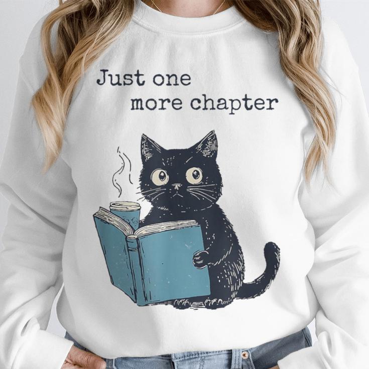 Just One More Chapter Bookworm Cat Book Lover Unisex Sweatshirt