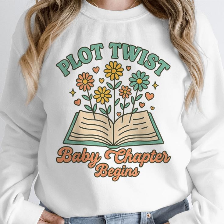Pregnancy Announcement Book Lover Reveal Pregnant Unisex Sweatshirt