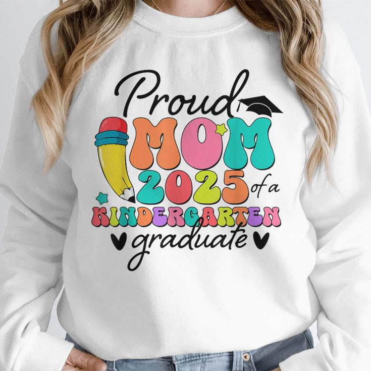 Proud Mom Class Of 2025 Kindergarten Graduate Graduation Unisex Sweatshirt