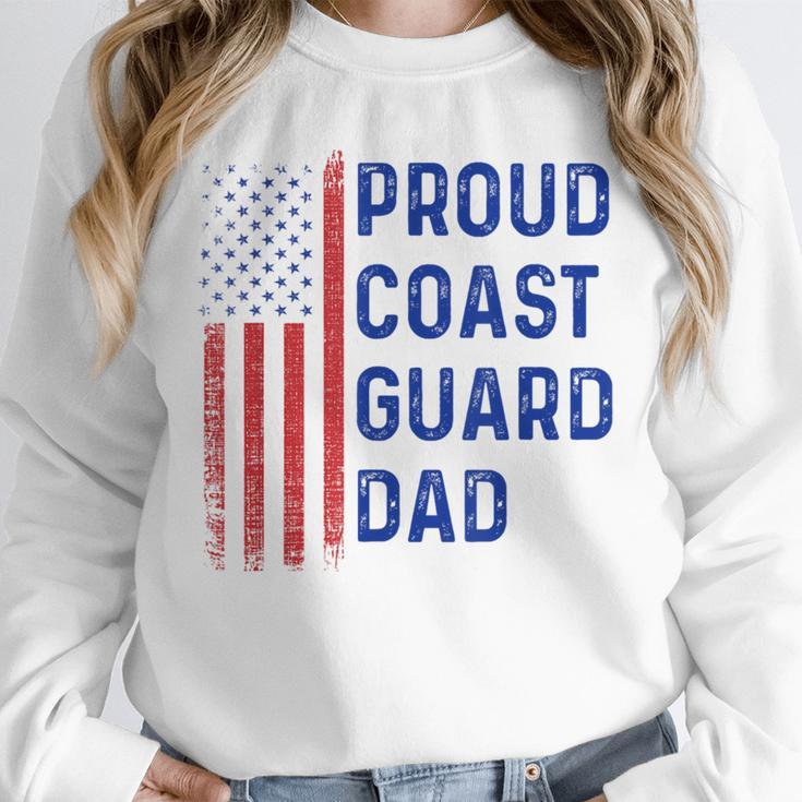 Retro Proud Coast Guard Dad Graduation Dad Usa Flag Outfit Unisex Sweatshirt