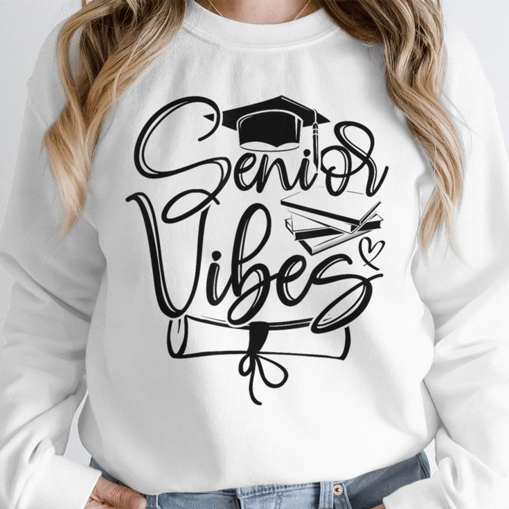 That Says Senior Vibes Graduation Diploma School Spirit Unisex Sweatshirt