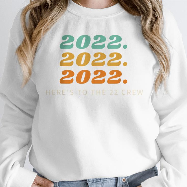Senior 2022 Shirt Class Of 2022 Retro Graduation Grad Unisex Sweatshirt