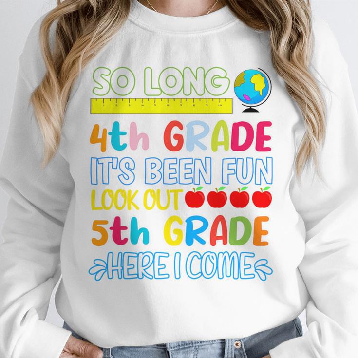 So Long 4th Grade Here I Come Graduation 5th Grade Kids Tee Premium Unisex Sweatshirt
