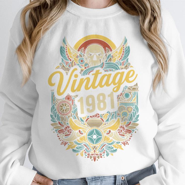 Vintage 1981 Retro Badge Nostalgia Eighties Compass Skull Premium Tri-Blend Unisex Sweatshirt