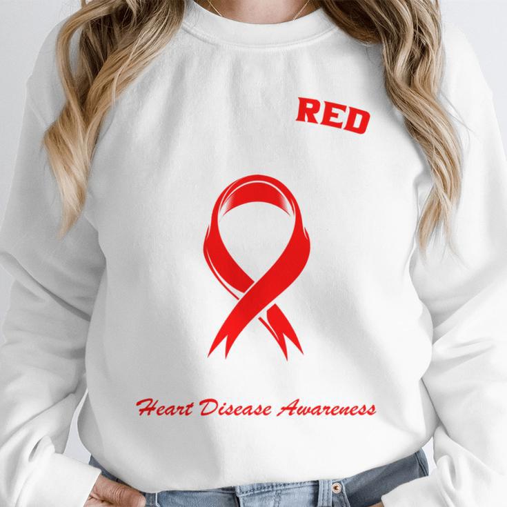 I Wear Red In Memory Of My Mom Heart Disease Awareness Month Unisex Sweatshirt